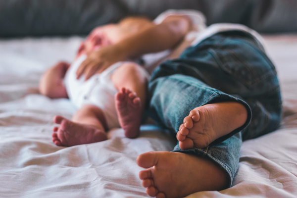 How to help an older sibling adjust to a new baby